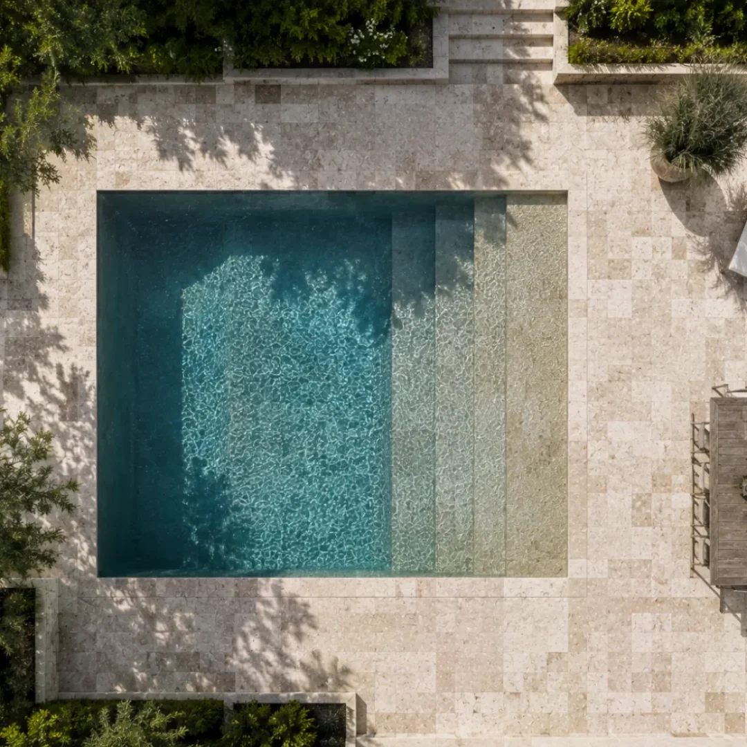 pierre-d-elegance-pierre-naturelle-exterieure-margelle-piscine-travertin-toulouse-montauban-piscine-travertin-6